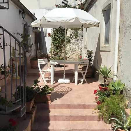 Holiday home Casa Scilla E Cariddi *